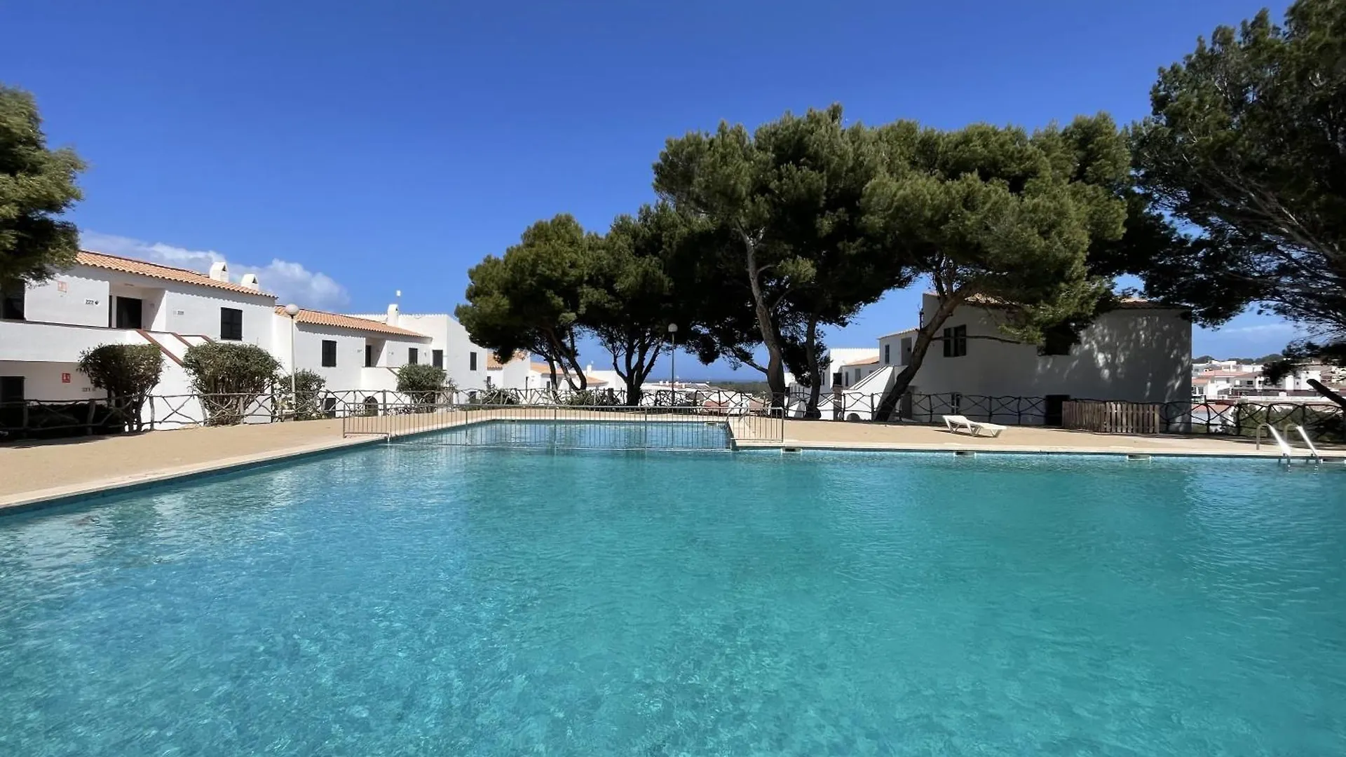 Tramontana Apto En Planta Baja Con Piscina Arenal d'en Castell Apartment